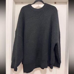OAK + FORT Women's Black Crewneck Sweater